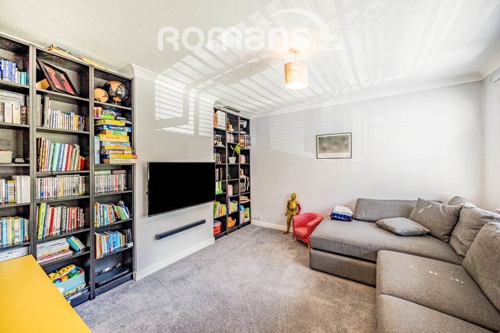 Property photo 3 of 12 Property Image