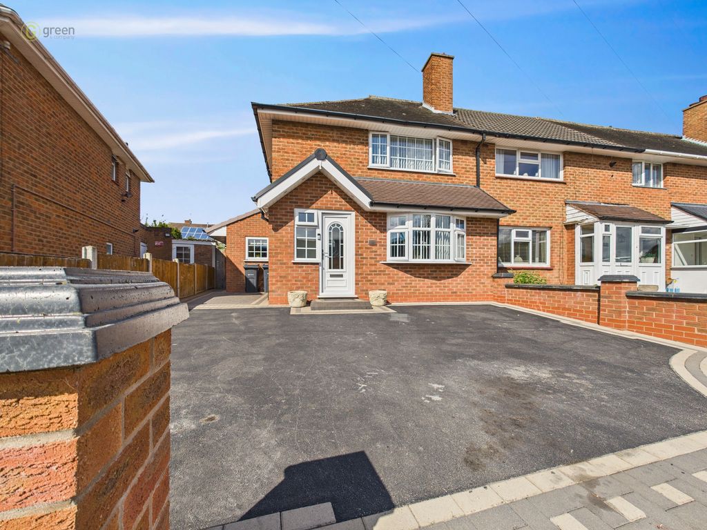 Property photo 1 of 40
