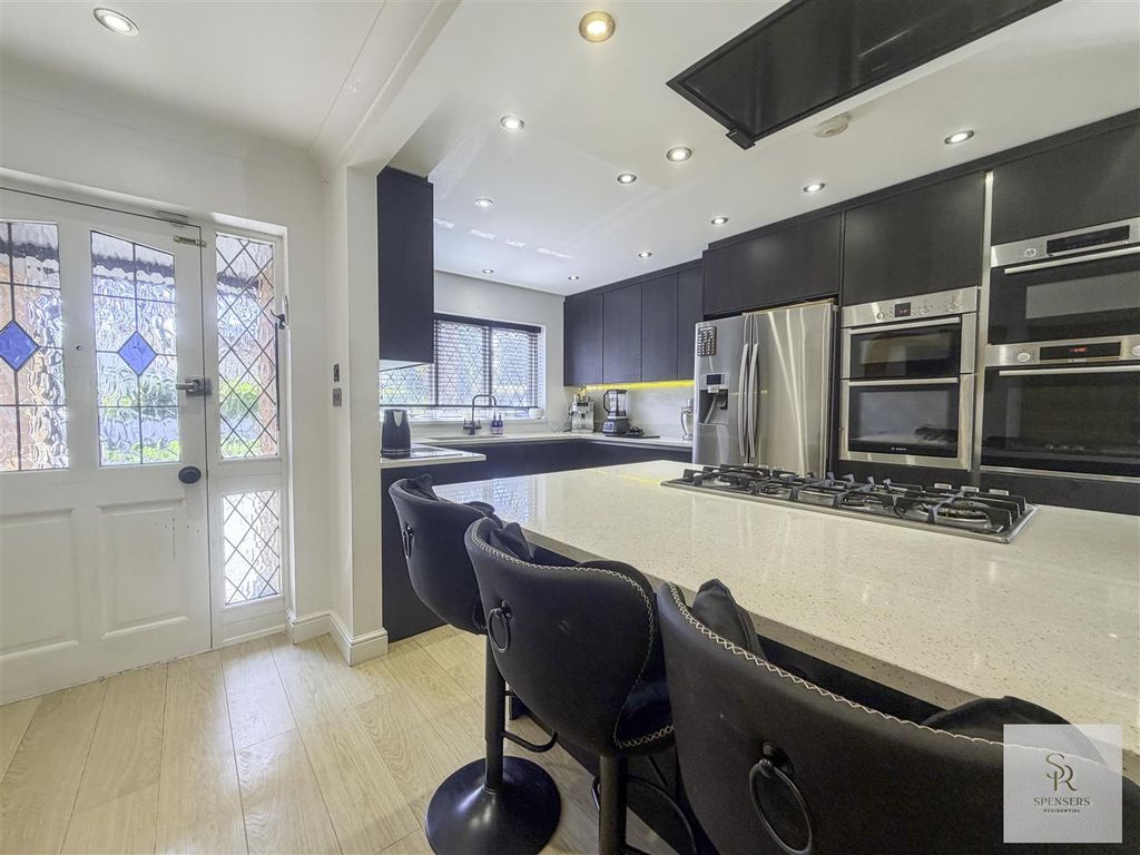 Property photo 2 of 33 Img_6776.Jpg