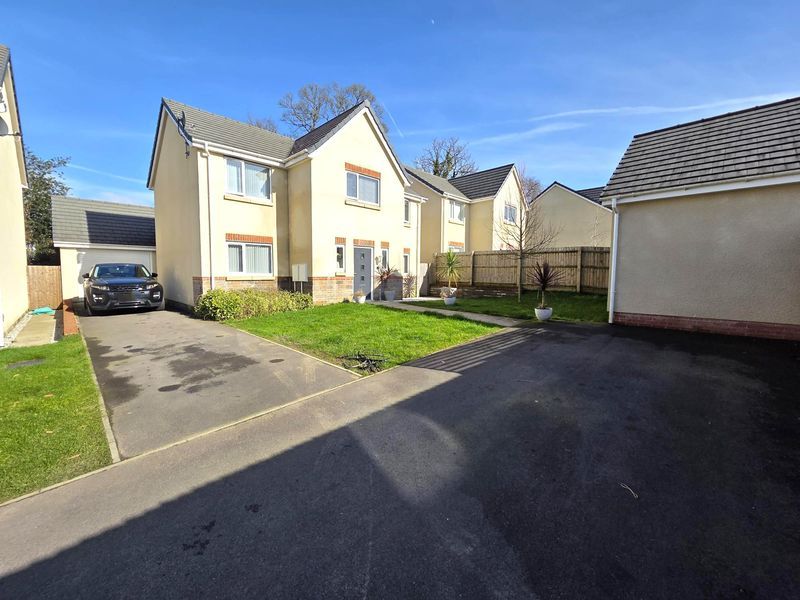 Property photo 1 of 31 Photo 35