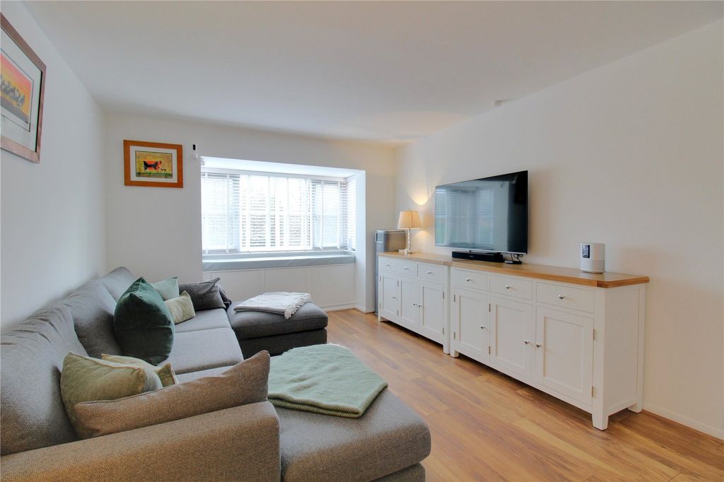 Property photo 2 of 15 Picture No. 08