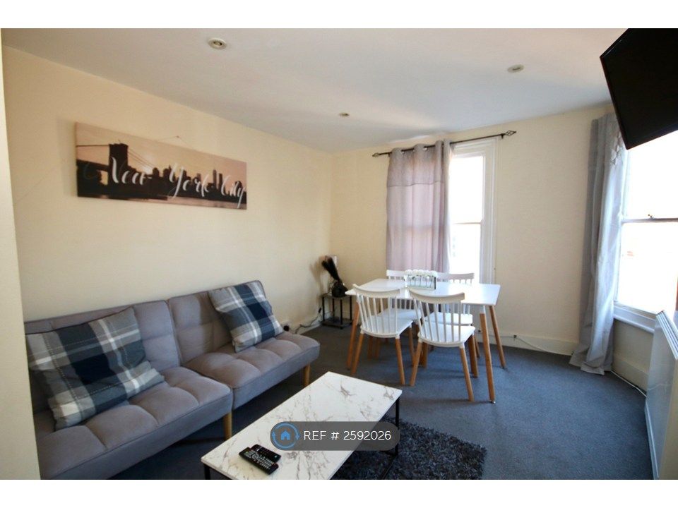 Property photo 3 of 7