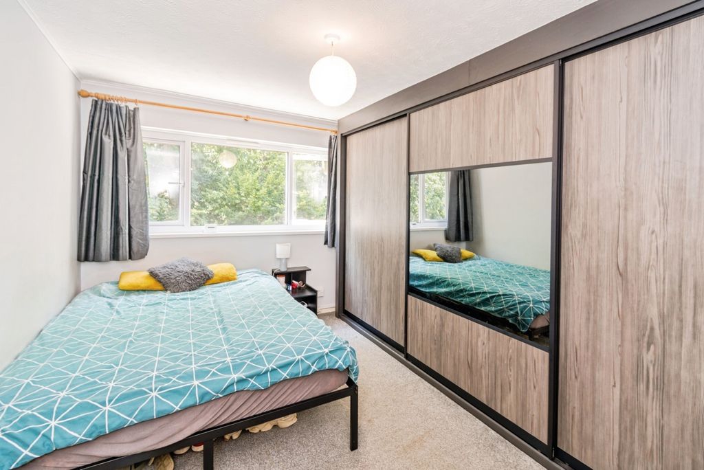 Property photo 2 of 8 Pbox-Img.Jpg