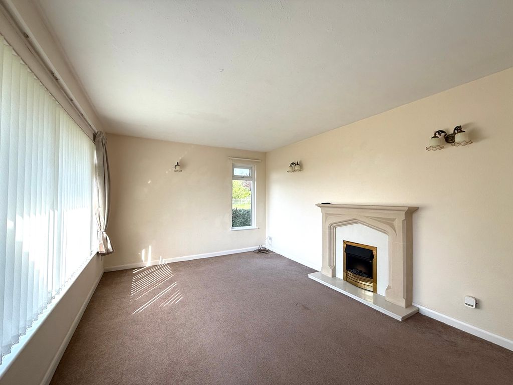 Property photo 3 of 18 7