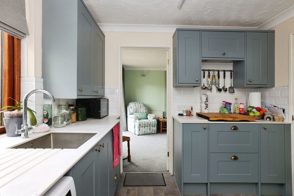 Property photo 3 of 15