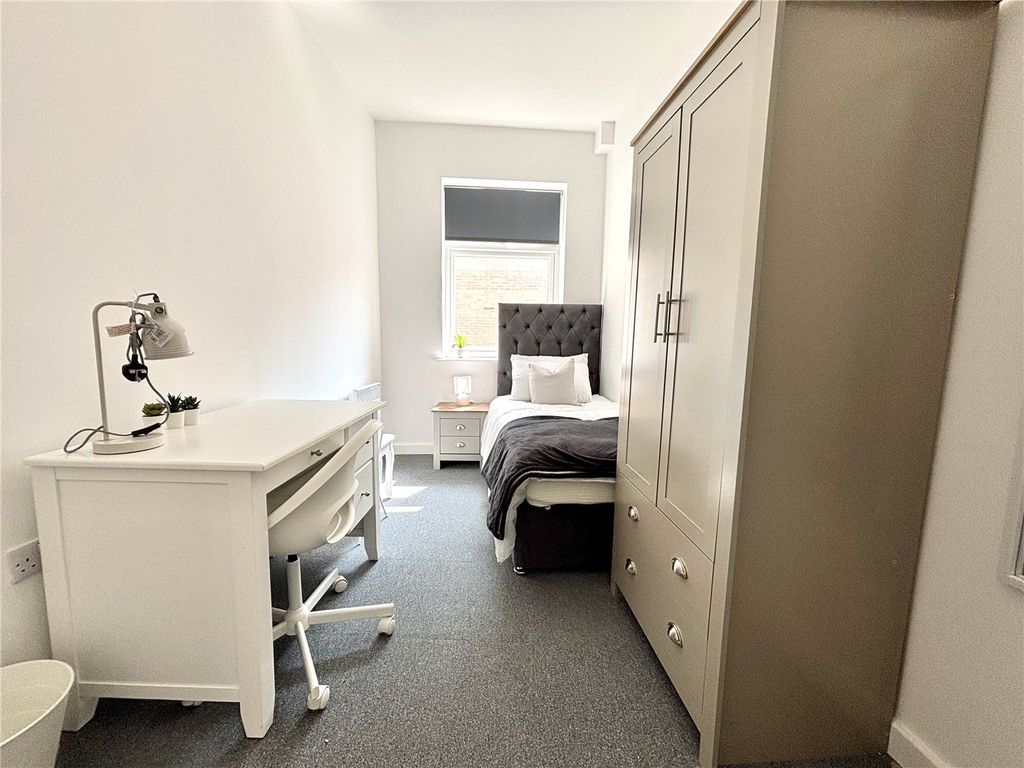 Property photo 3 of 5 Picture No. 02