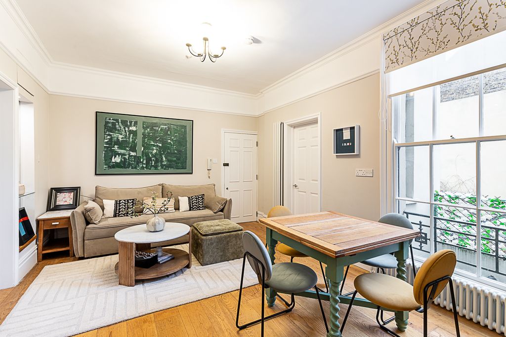 Property photo 3 of 31