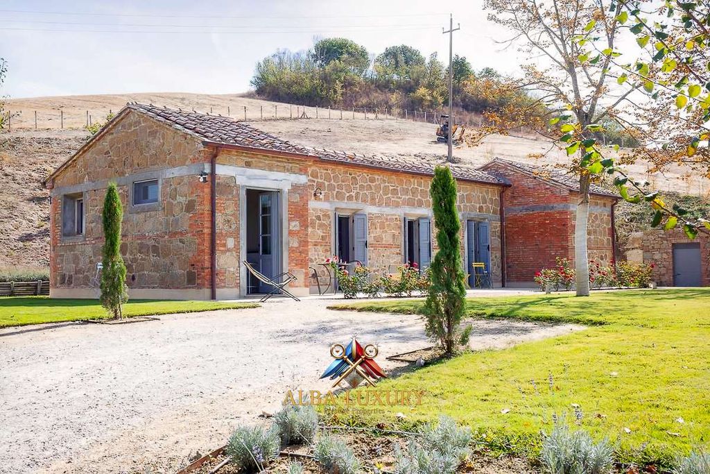 Property photo 3 of 28