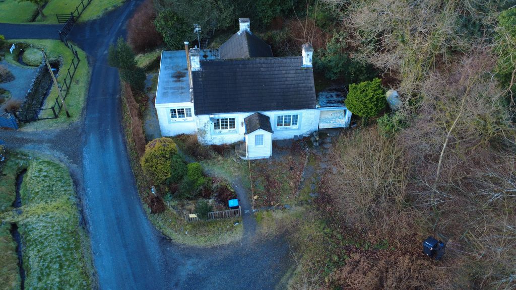 Property photo 2 of 9 Aerial View 