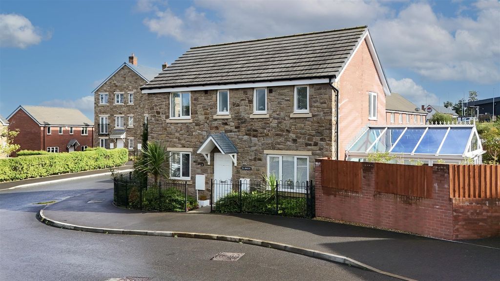 Property photo 1 of 33 Front 3.Jpg