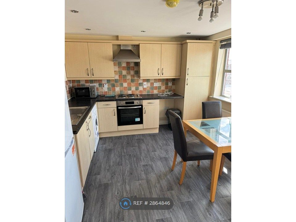 Property photo 1 of 7 Kitchen Diner