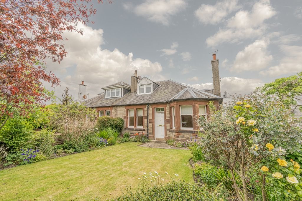 Property photo 1 of 34
