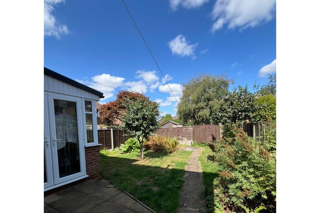 Property photo 2 of 19