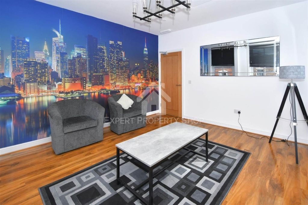 Property photo 2 of 3