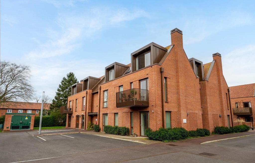 Property photo 1 of 19 External