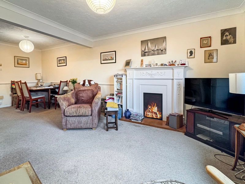 Property photo 2 of 12 Photo 7