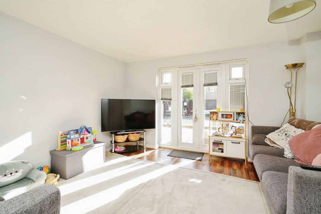 Property photo 3 of 13