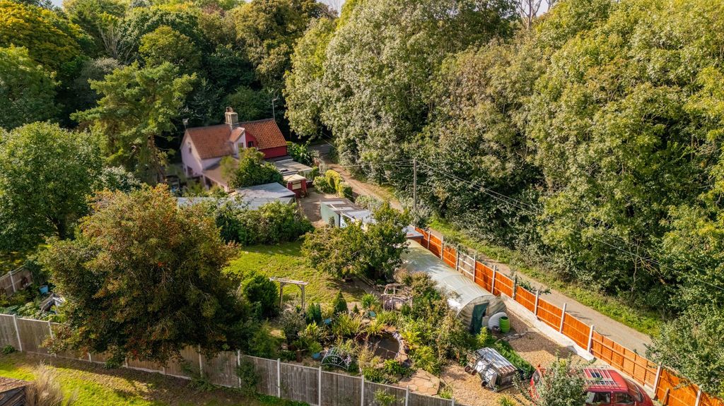 Property photo 2 of 30