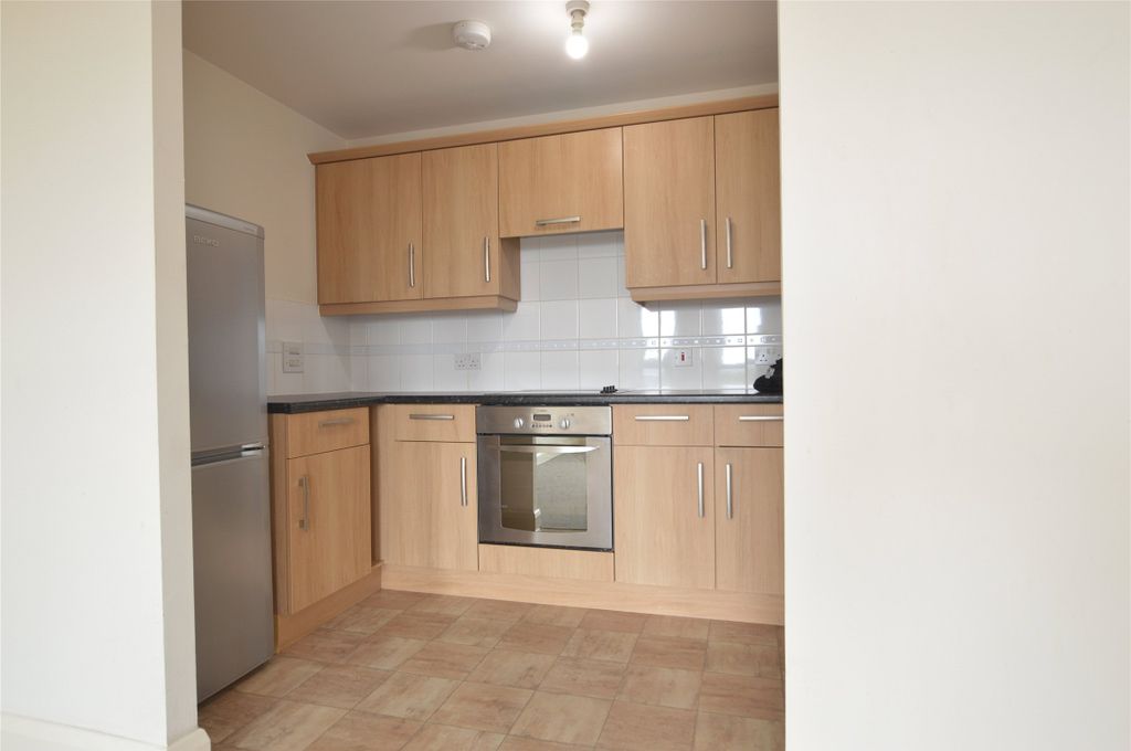 Property photo 2 of 9 Picture No. 35
