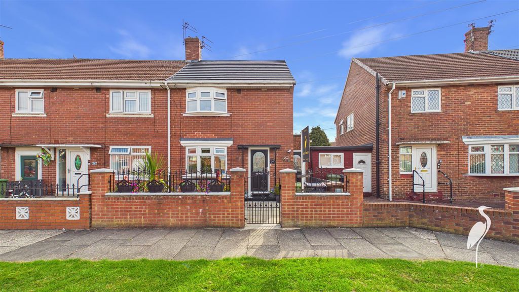 Property photo 1 of 28