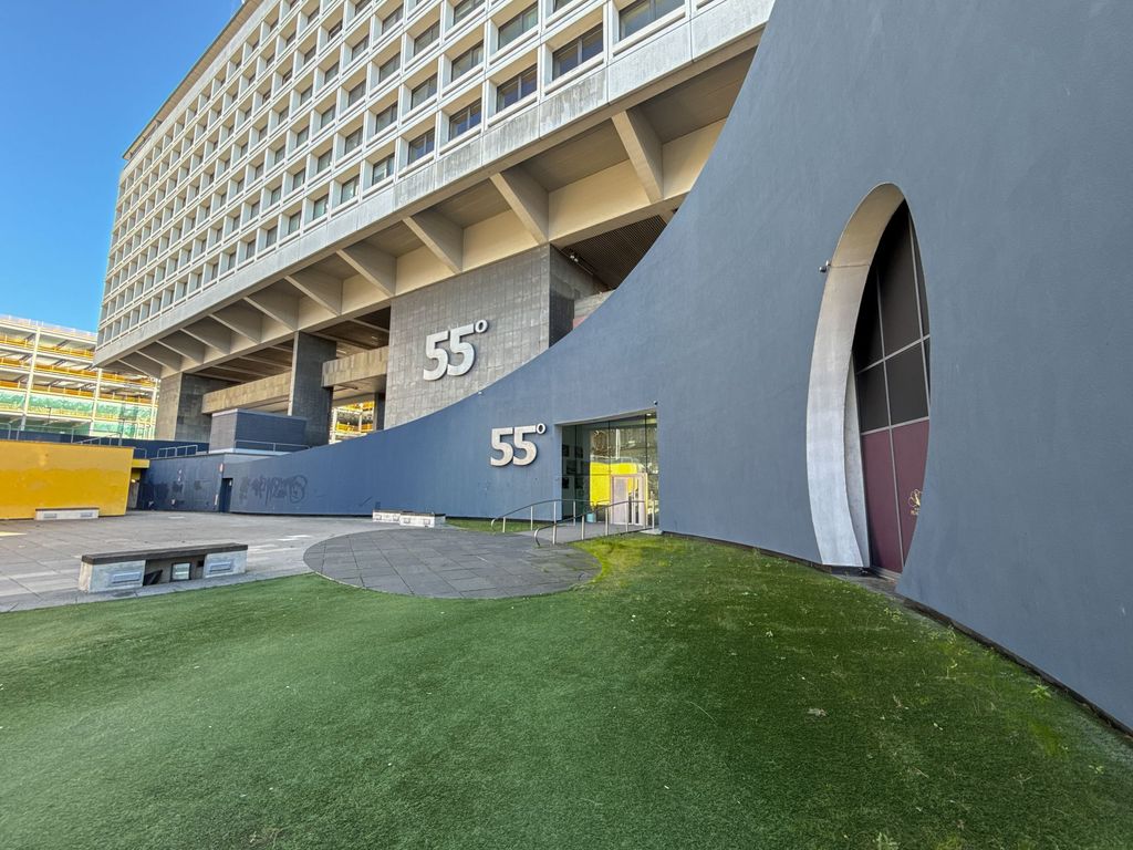 Property photo 1 of 12 External