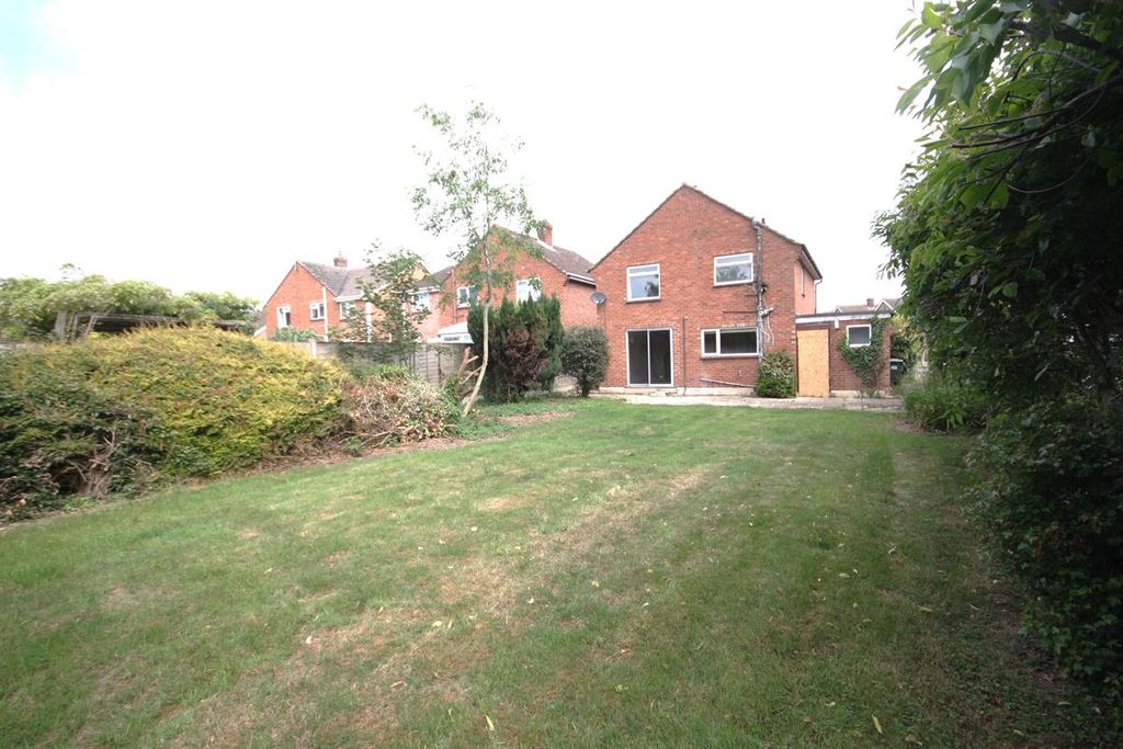 Property photo 3 of 16 Photo 3