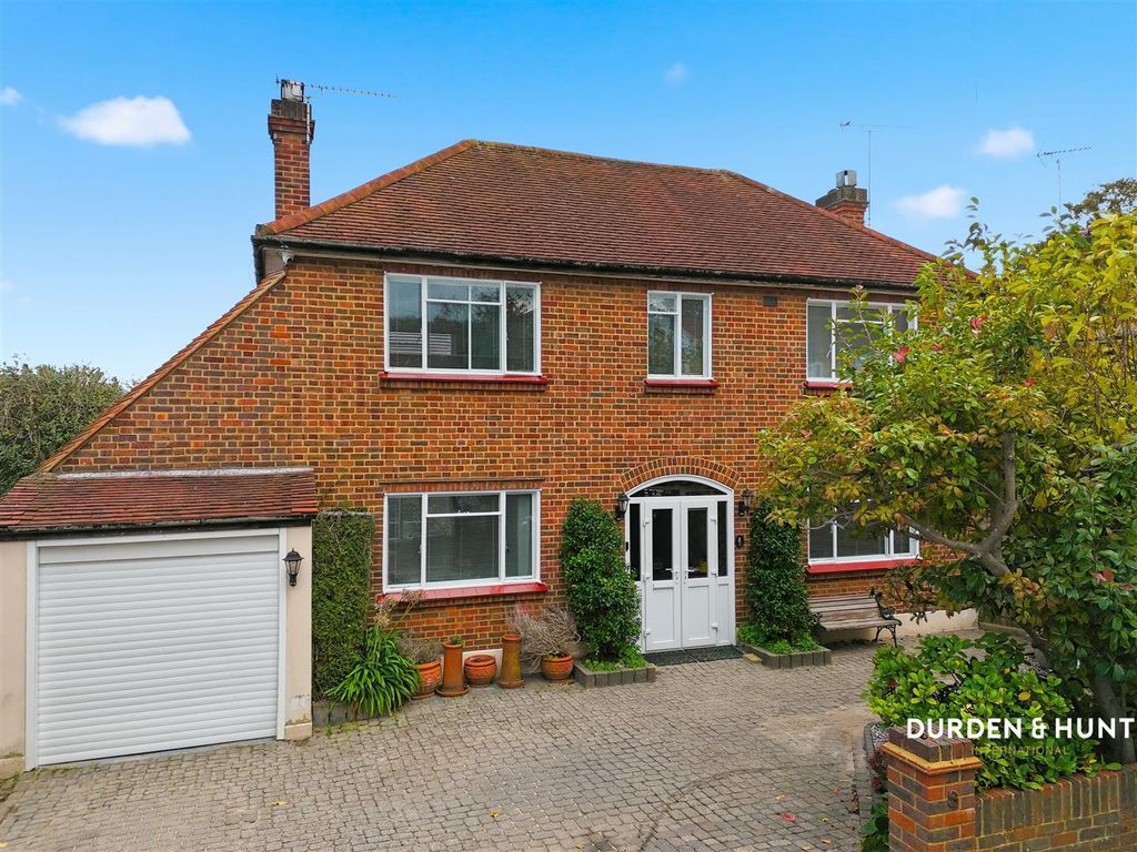 Property photo 1 of 24 Woodside