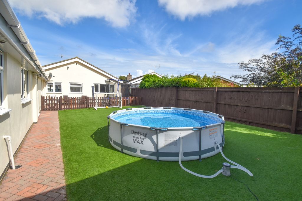 Property photo 2 of 27 Rear Garden