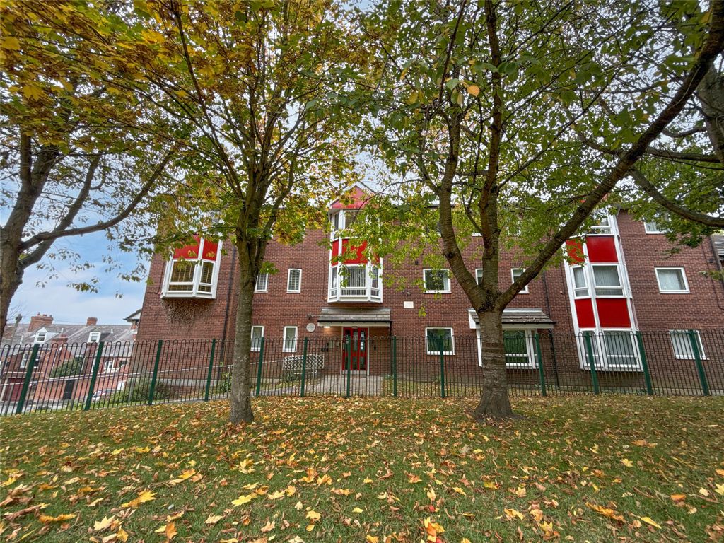 Property photo 1 of 24 External