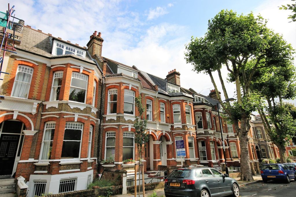 Property photo 3 of 7 3