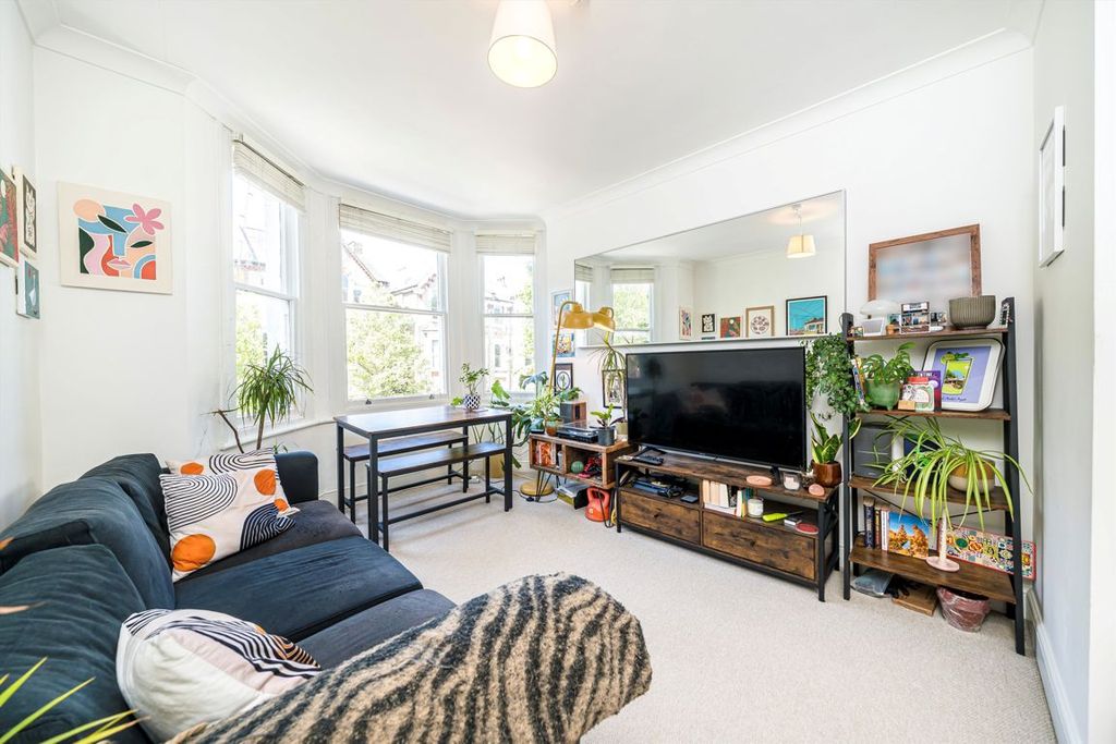 Property photo 2 of 5