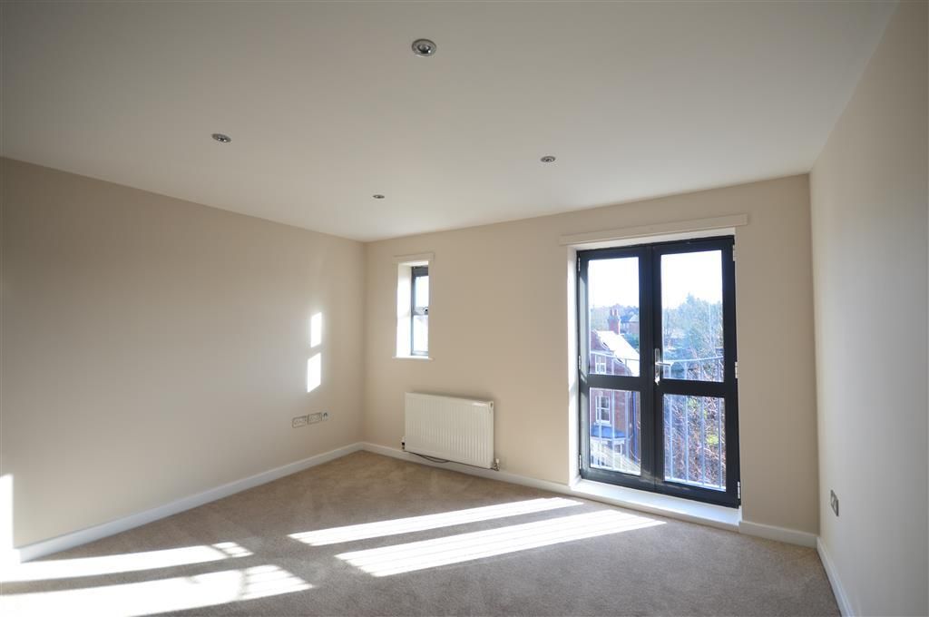 Property photo 2 of 7 Living Room