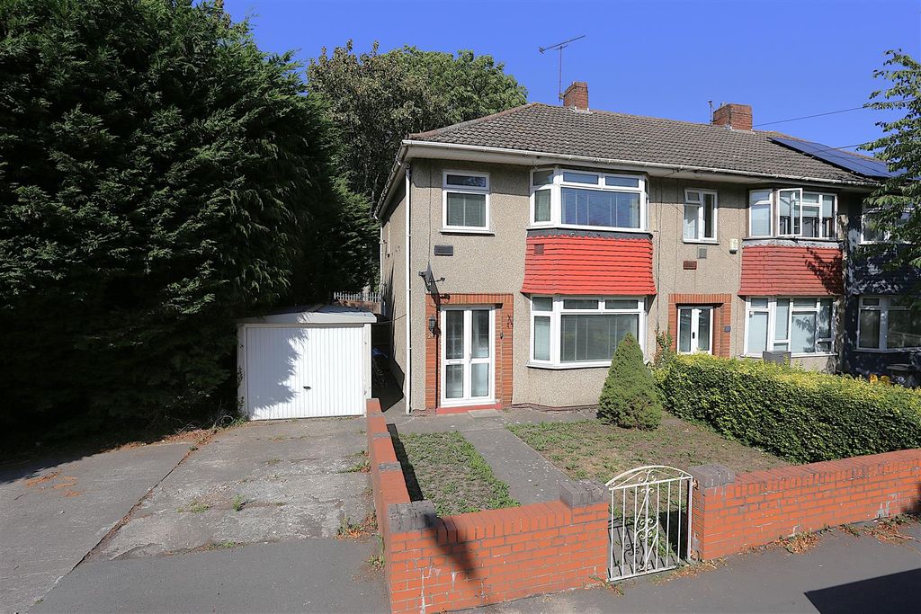 Property photo 1 of 15