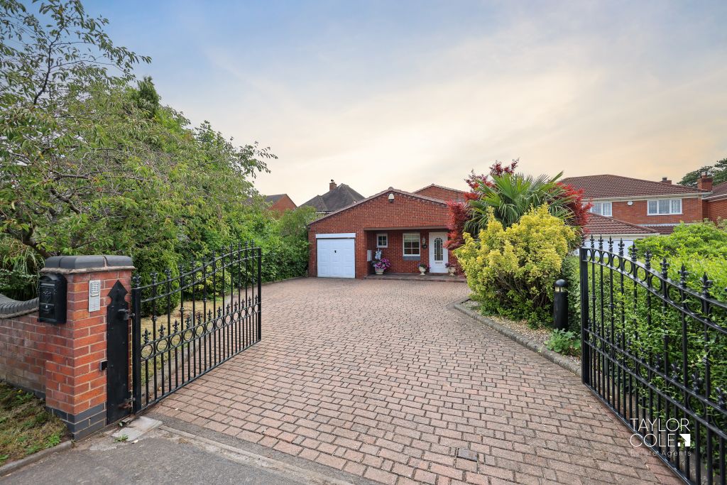 Property photo 1 of 40 1A