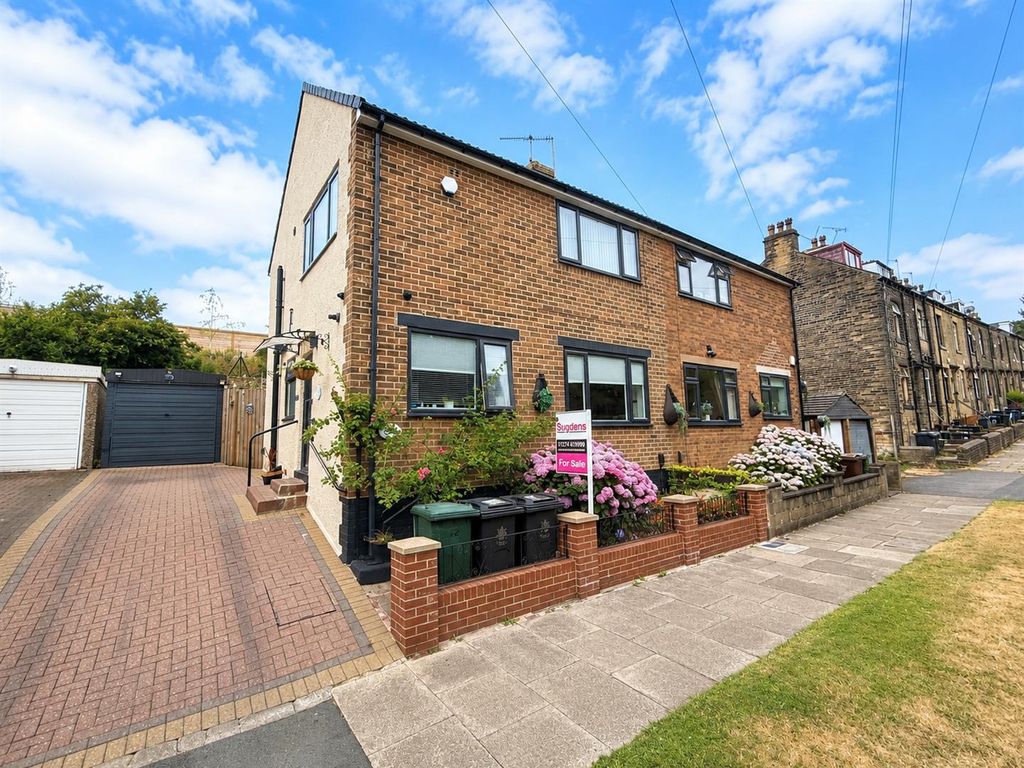 Property photo 1 of 22