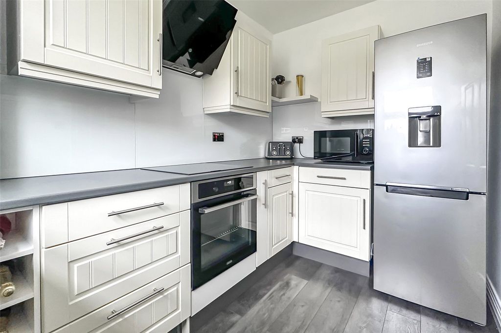 Property photo 3 of 15 Picture No. 06