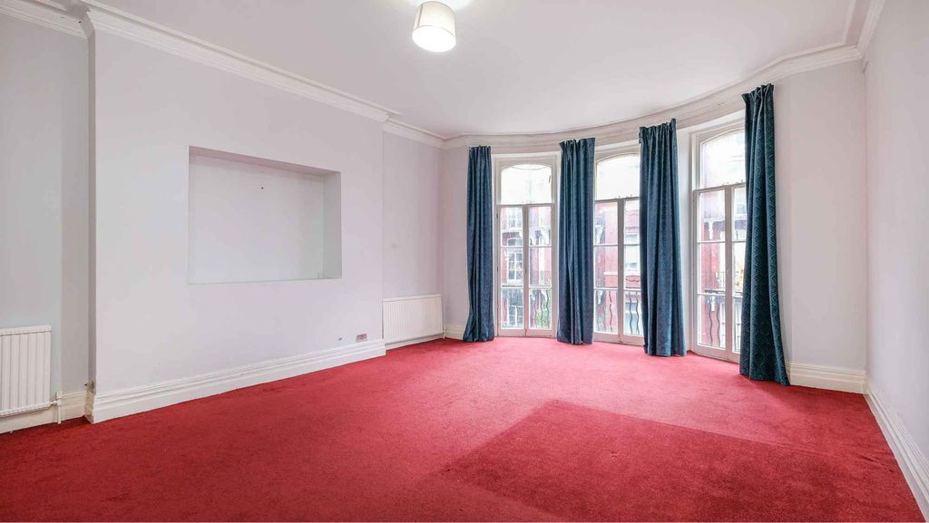 Property photo 3 of 9 Reception Room Opening To Juliet Balcony