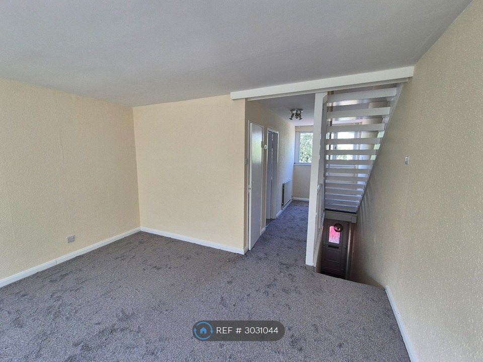 Property photo 2 of 7 Landing Leading To Kitchen & Stairs To Bedrooms