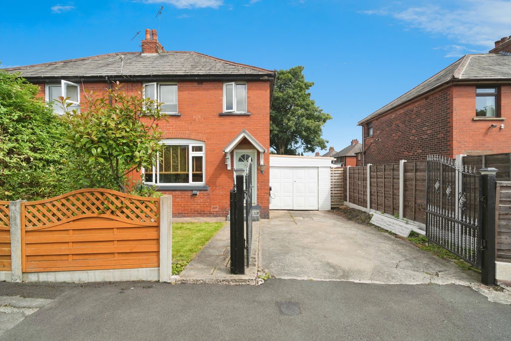 Property photo 1 of 15