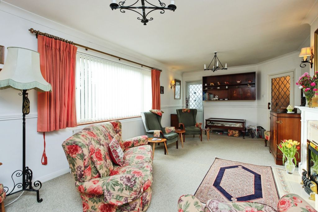 Property photo 2 of 19 0A5A2942