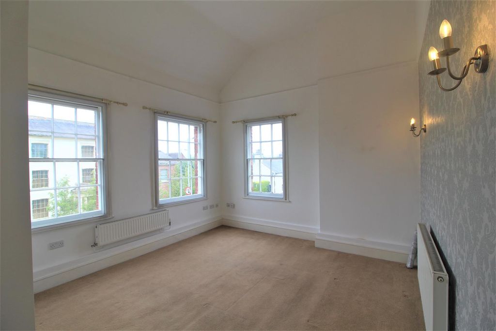 Property photo 2 of 7 Living Room.Jpg