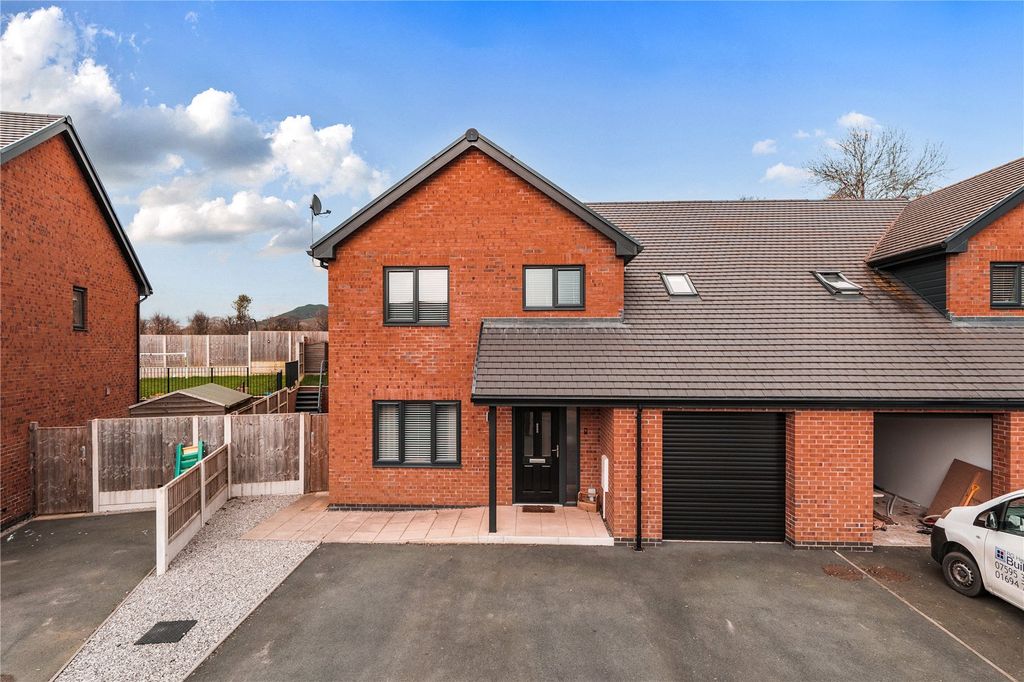 Property photo 1 of 23 Picture No. 25