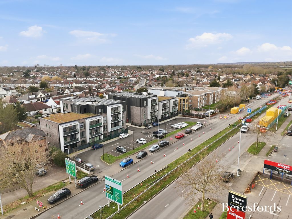 Property photo 2 of 15 Picture No. 02