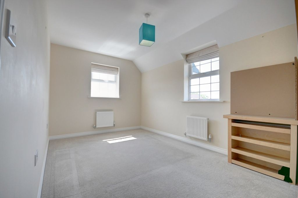 Property photo 3 of 4 2519-Hr-4