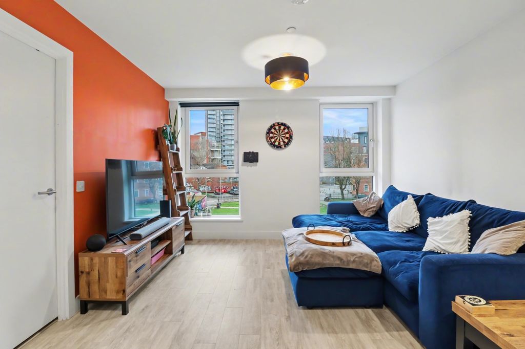 Property photo 1 of 22 Img_9648