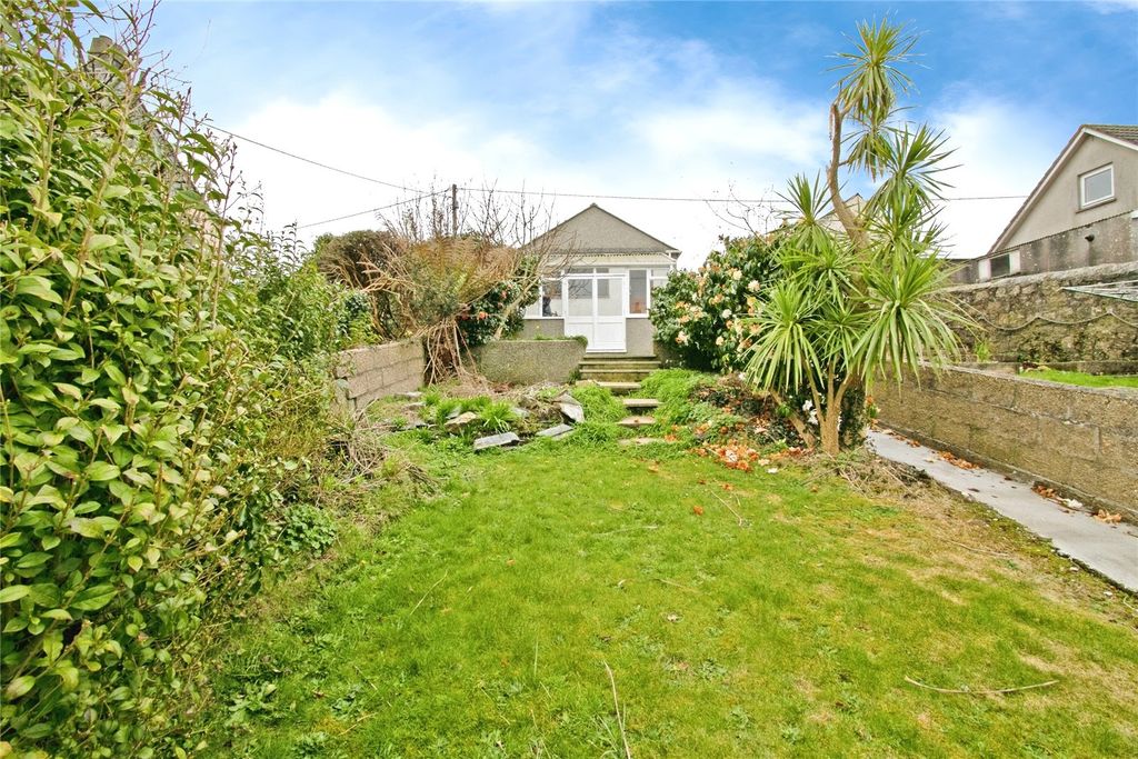 Property photo 2 of 17 Picture No. 12