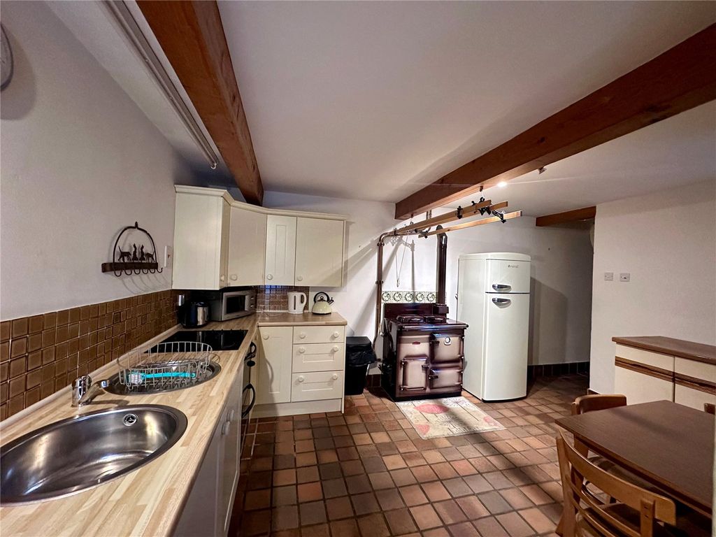 Property photo 2 of 14 Picture No. 09