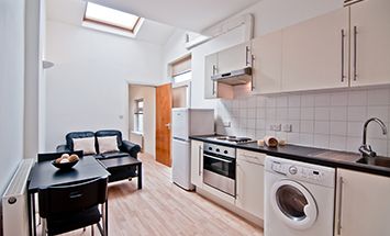 Property photo 1 of 3