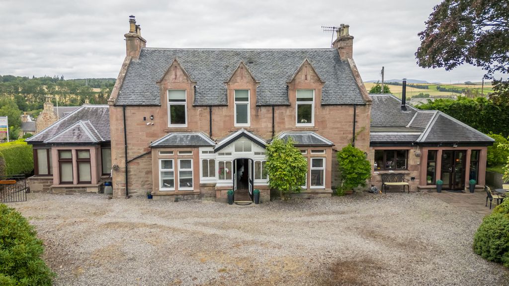 Property photo 1 of 49