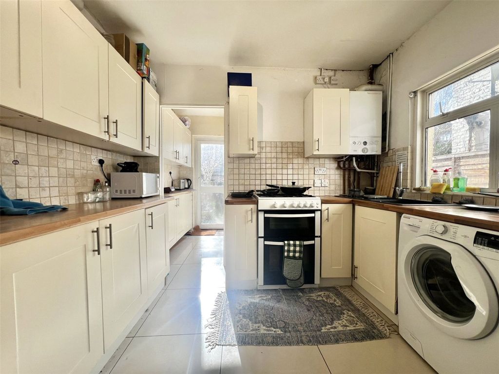 Property photo 3 of 4 Picture No. 02